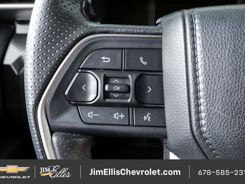 Used 2025 Toyota 4Runner SR5 RWD image 10