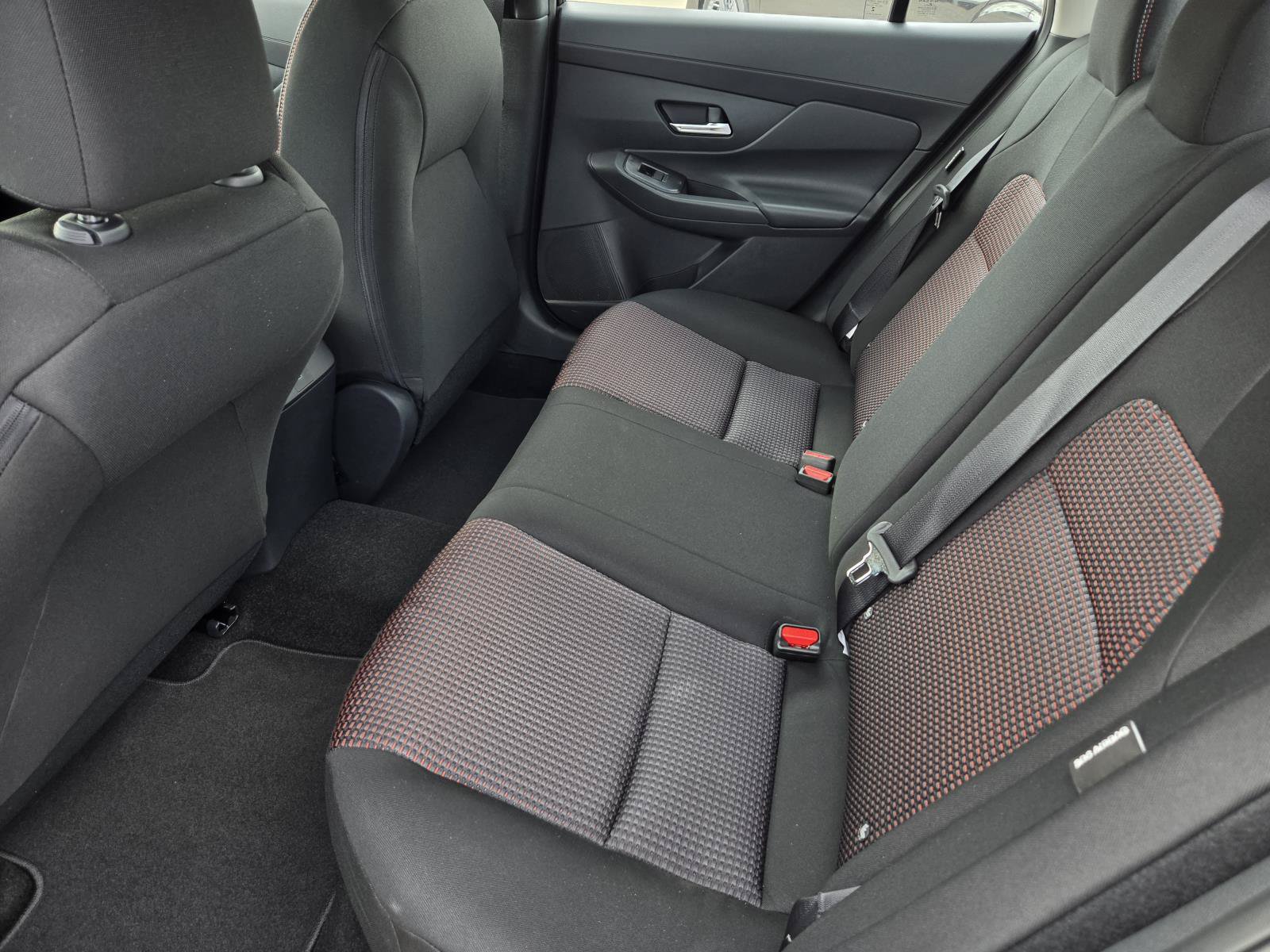 New 2027 Nissan Sentra SR FWD image 12