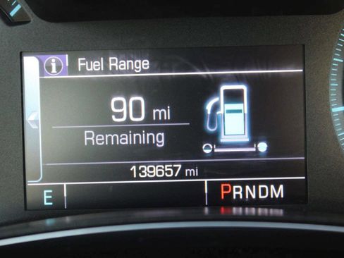 Used 2015 Chevrolet Impala LT w/ Convenience Package image 23