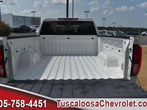 Used 2023 GMC Sierra 1500 SLE RWD image 9