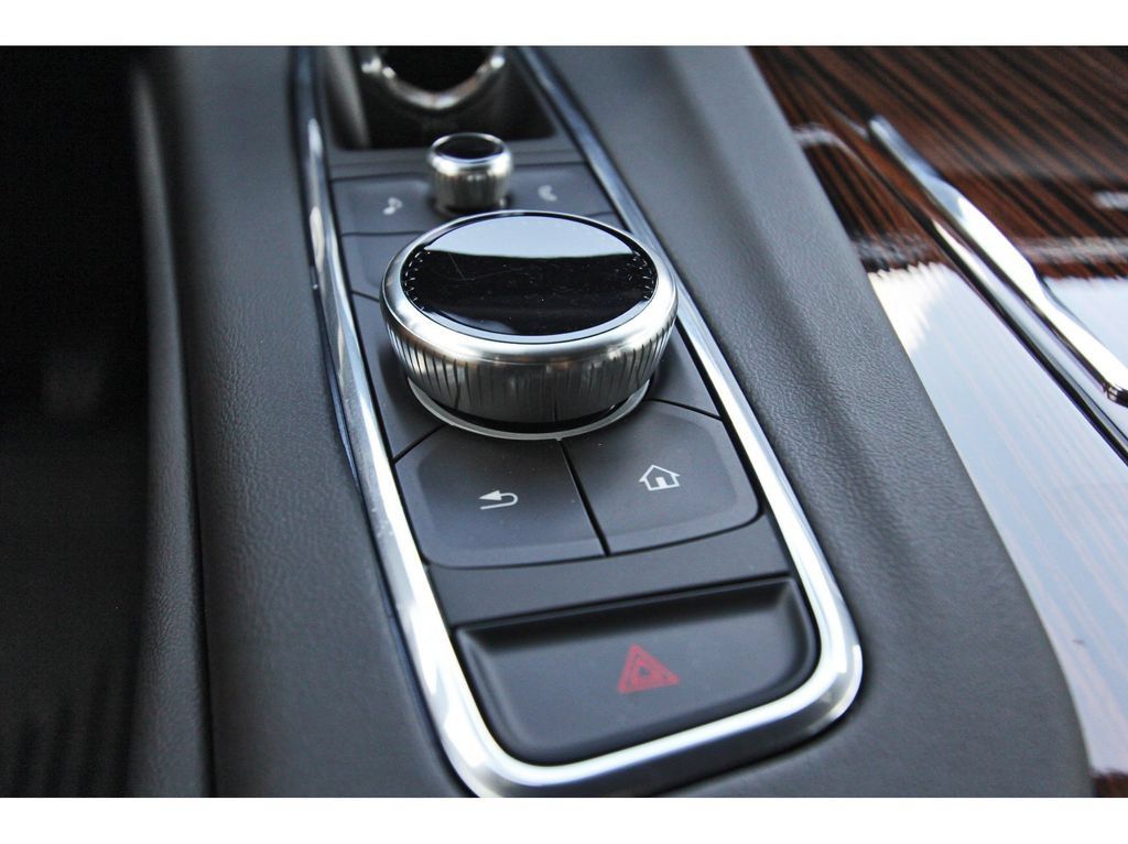 Certified 2023 Cadillac Escalade Premium Luxury AWD/4WD image 27