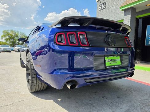 Used 2013 Ford Mustang Coupe RWD image 9