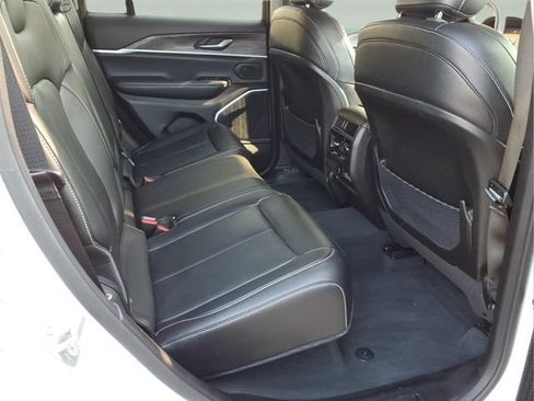 Used 2022 Jeep Grand Cherokee Limited 4xe AWD/4WD image 30
