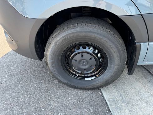 Used 2024 Mercedes-Benz Sprinter 144 Cargo image 13