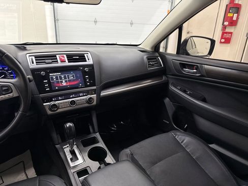 Used 2017 Subaru Legacy 3.6R Limited image 15