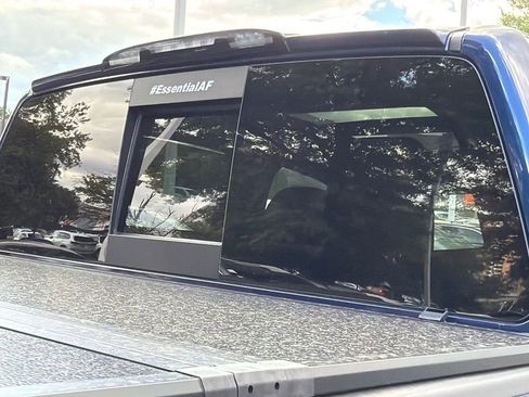 Used 2020 Nissan Titan Platinum Reserve w/ Moonroof Package AWD/4WD image 10