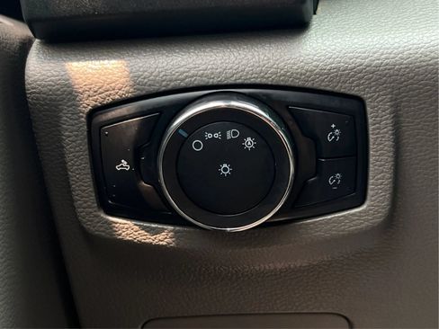 Used 2022 Ford F250 XL w/ STX Appearance Package AWD/4WD image 23