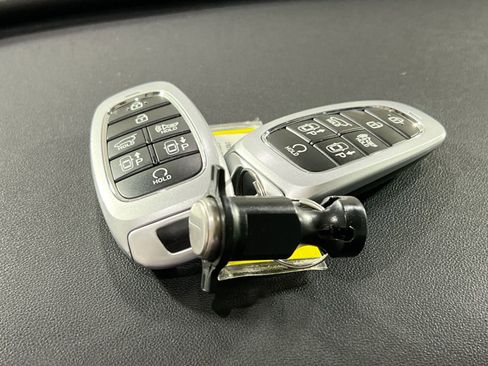 Used 2023 Hyundai Tucson Limited image 31