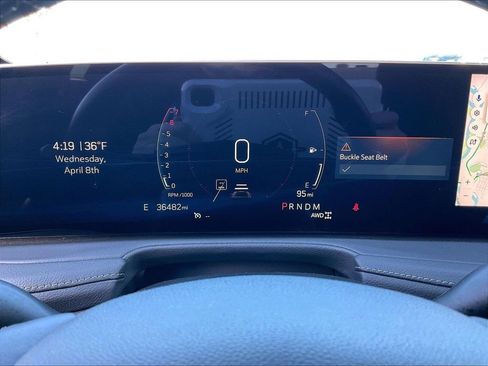 Used 2025 Cadillac XT4 Premium Luxury image 23