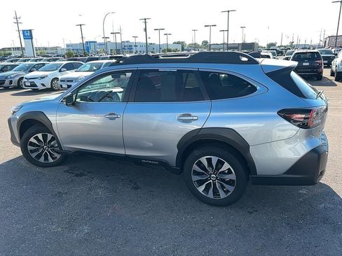 Used 2024 Subaru Outback Limited XT image 8