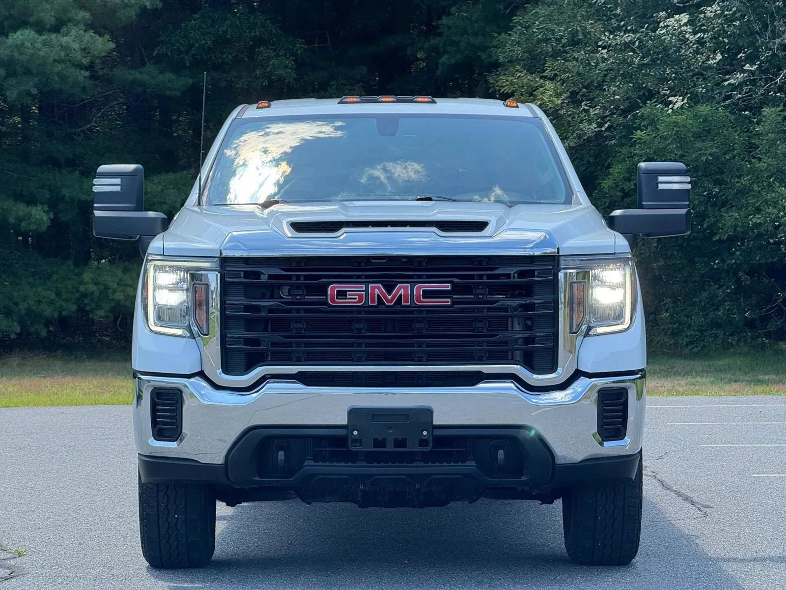 Used 2020 GMC Sierra 3500 4x4 Regular Cab w/ Convenience Package image 3