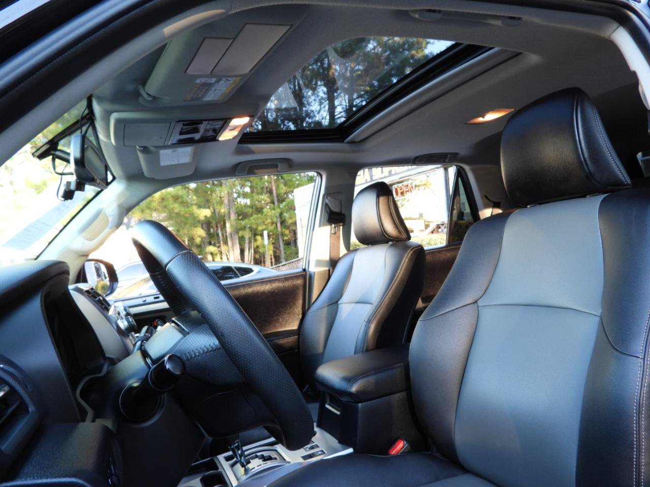 Used 2017 Toyota 4Runner SR5 Premium RWD image 64