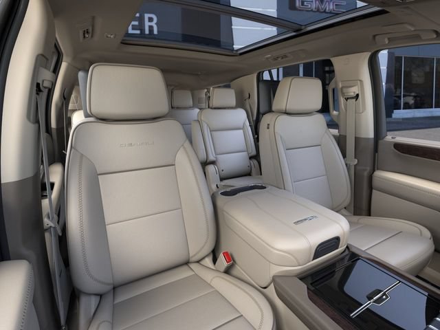 New 2026 GMC Yukon Denali w/ Denali Reserve Package AWD/4WD image 16