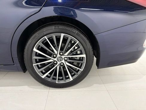 Used 2023 Lexus ES 350 w/ Premium Package FWD image 45