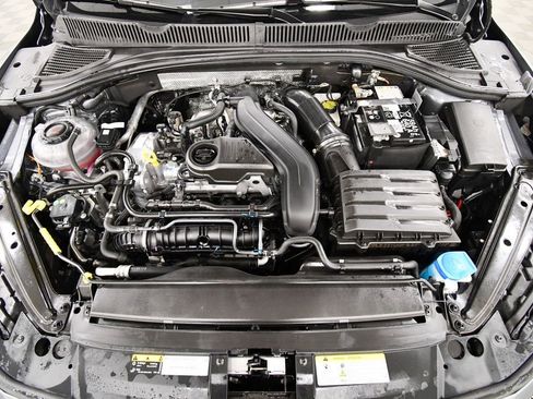 Used 2025 Volkswagen Jetta Sport FWD image 12