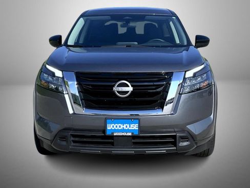 Certified 2024 Nissan Pathfinder S AWD/4WD image 2