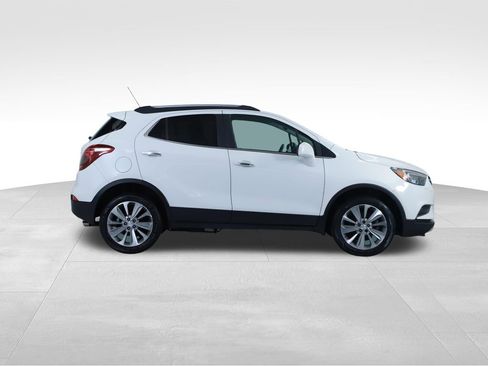 Used 2020 Buick Encore Preferred AWD/4WD image 13