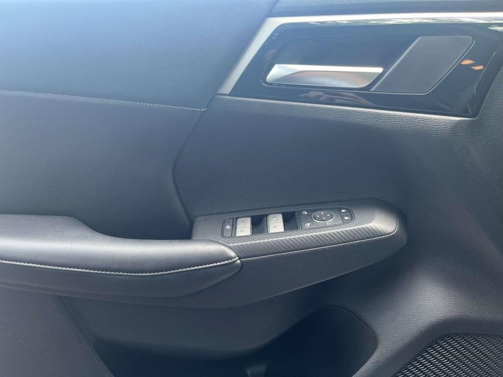 Used 2022 Mitsubishi Outlander SE AWD/4WD image 28