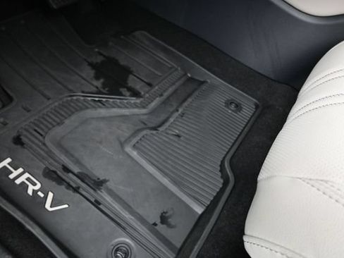 Used 2026 Honda HR-V EX-L image 27