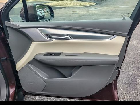 Certified 2023 Cadillac XT5 Premium Luxury AWD/4WD image 26