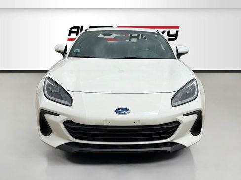 Used 2022 Subaru BRZ Premium RWD image 2
