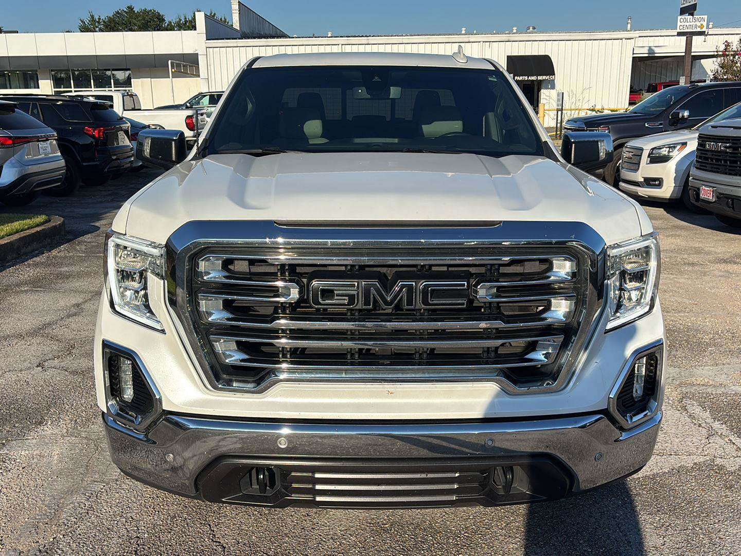 Used 2021 GMC Sierra 1500 SLT w/ SLT Premium Plus Package AWD/4WD image 2