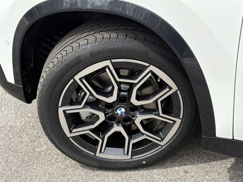 Used 2025 BMW X1 xDrive28i w/ Convenience Package image 7