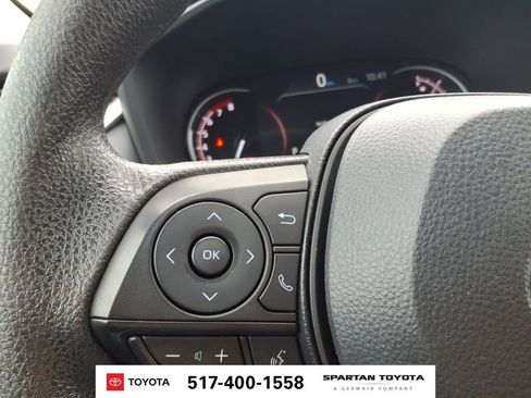 Used 2024 Toyota RAV4 XLE FWD image 18