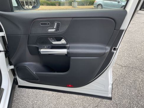 Certified 2023 Mercedes-Benz GLA 250 4MATIC image 45