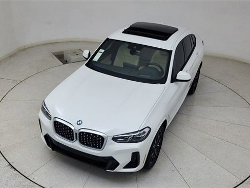 Used 2025 BMW X4 xDrive30i image 81