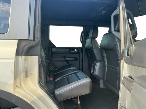 Used 2025 Ford Bronco Outer Banks AWD/4WD image 23