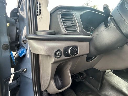 Used 2020 Ford Transit 250 148 High Roof Extended image 11