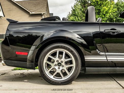 Used 2008 Ford Mustang Shelby GT500 RWD image 10