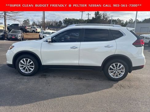 Used 2018 Nissan Rogue SV w/ Premium Package image 6