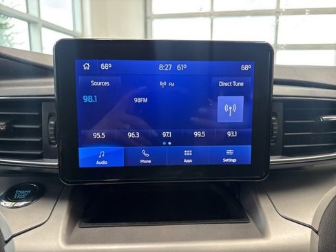 Certified 2022 Ford Explorer XLT w/ Equipment Group 202A image 23