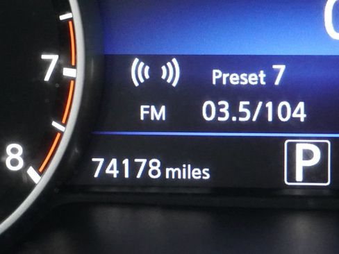 Used 2019 Nissan Murano S image 14