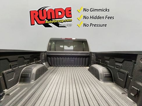 Used 2025 GMC Sierra 1500 Denali Ultimate AWD/4WD image 17