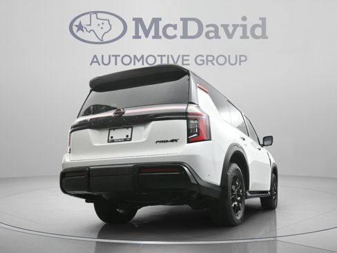 Used 2025 Nissan Armada PRO-4X AWD/4WD image 34