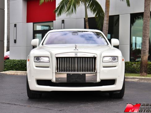 Used 2010 Rolls-Royce Ghost image 4