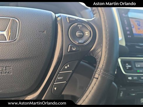 Used 2017 Honda Pilot Touring image 23