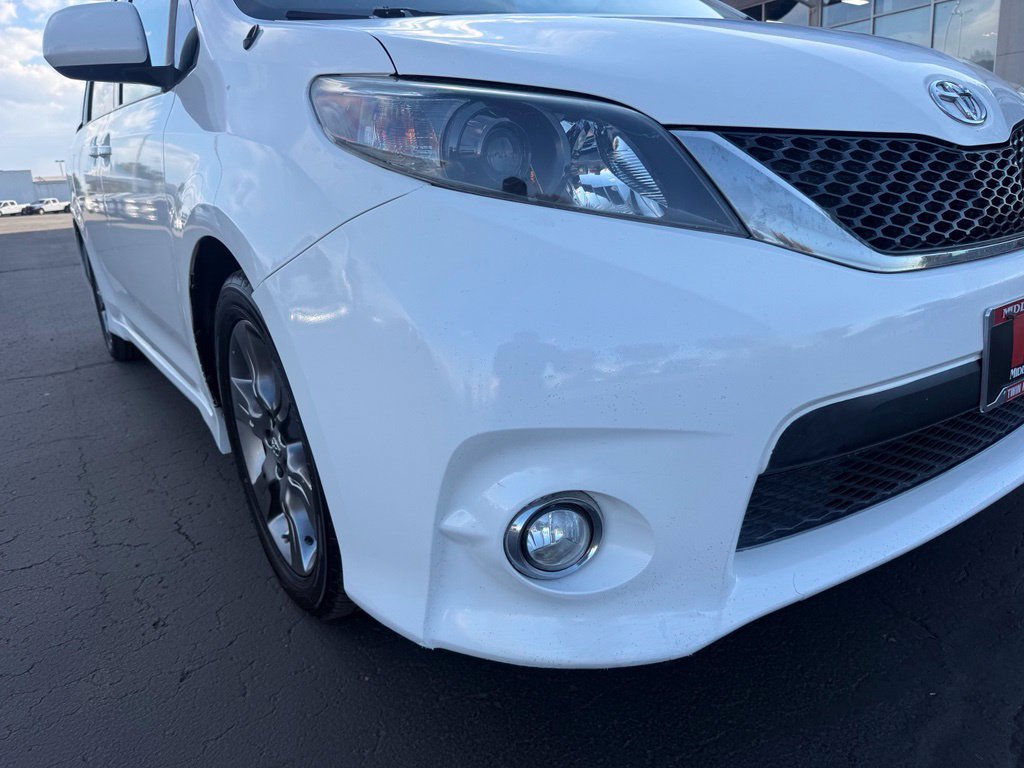 Used 2011 Toyota Sienna SE w/ Preferred Pkg FWD image 9