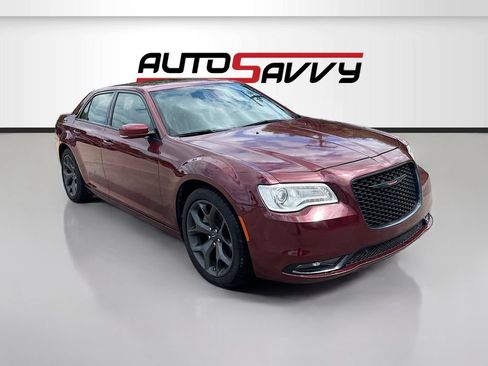 Used 2023 Chrysler 300 S RWD image 1