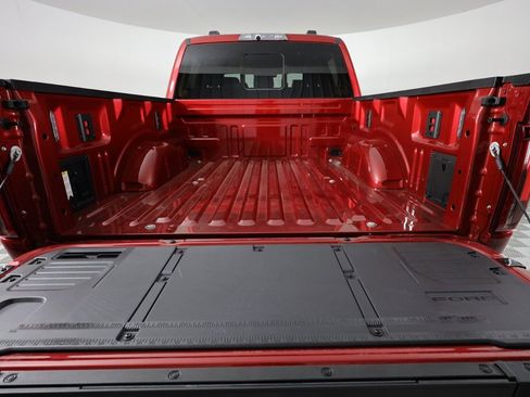 Used 2025 Ford F150 Raptor image 7