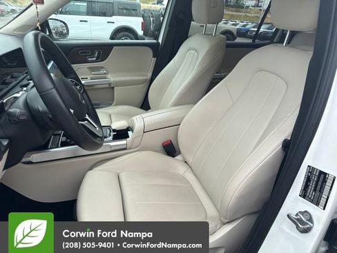 Used 2020 Mercedes-Benz GLB 250 4MATIC image 11