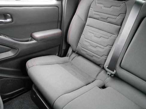 Certified 2024 Nissan Frontier PRO-4X w/ Pro Convenience Package image 12