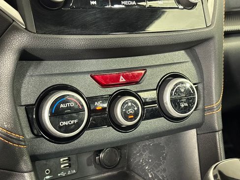 Used 2022 Subaru Crosstrek 2.0i Premium w/ Popular Package #4A image 21