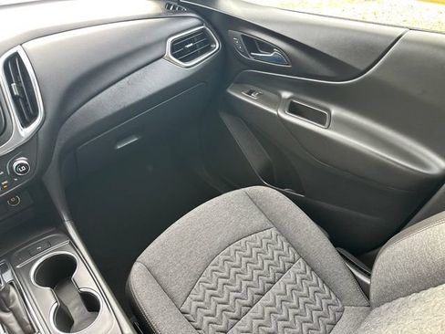 Used 2023 Chevrolet Equinox LT AWD/4WD image 22