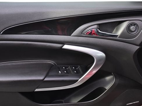 Used 2013 Buick Regal Premium FWD image 21