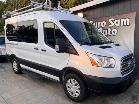 Used 2019 Ford Transit 150 XLT image 7