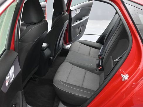 Used 2024 Kia Forte LXS FWD image 9